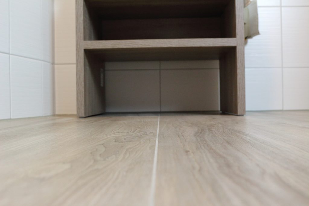 Badezimmer mit Dachschräge by Axel Kreisel - Bäder zum Wohlfühlen